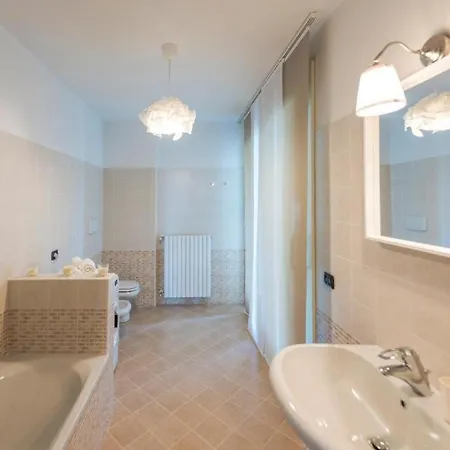 Perlago Ferienhaus Predore